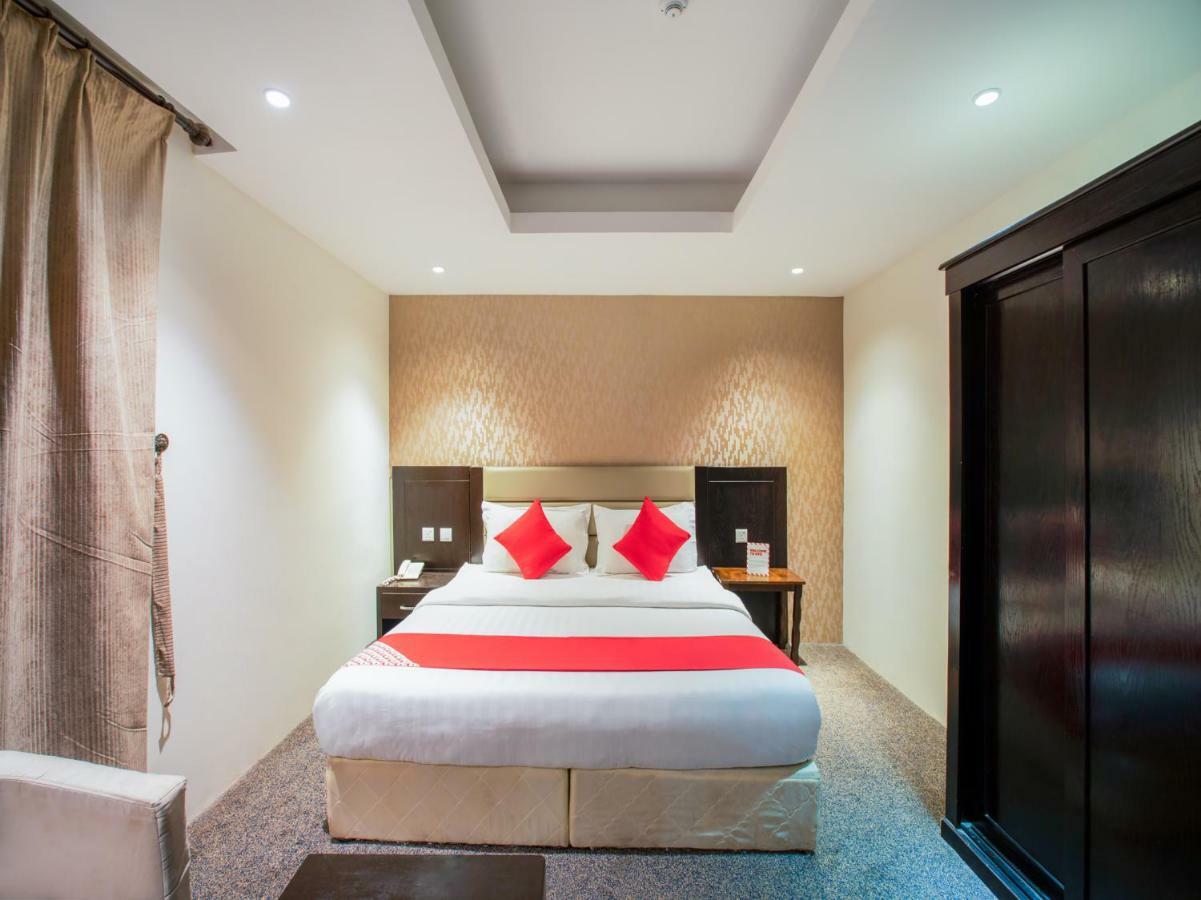 Oyo 200 Majestic Homes Hotel 4*