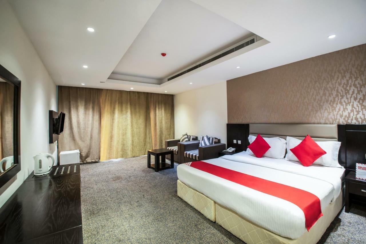 Oyo 200 Majestic Homes